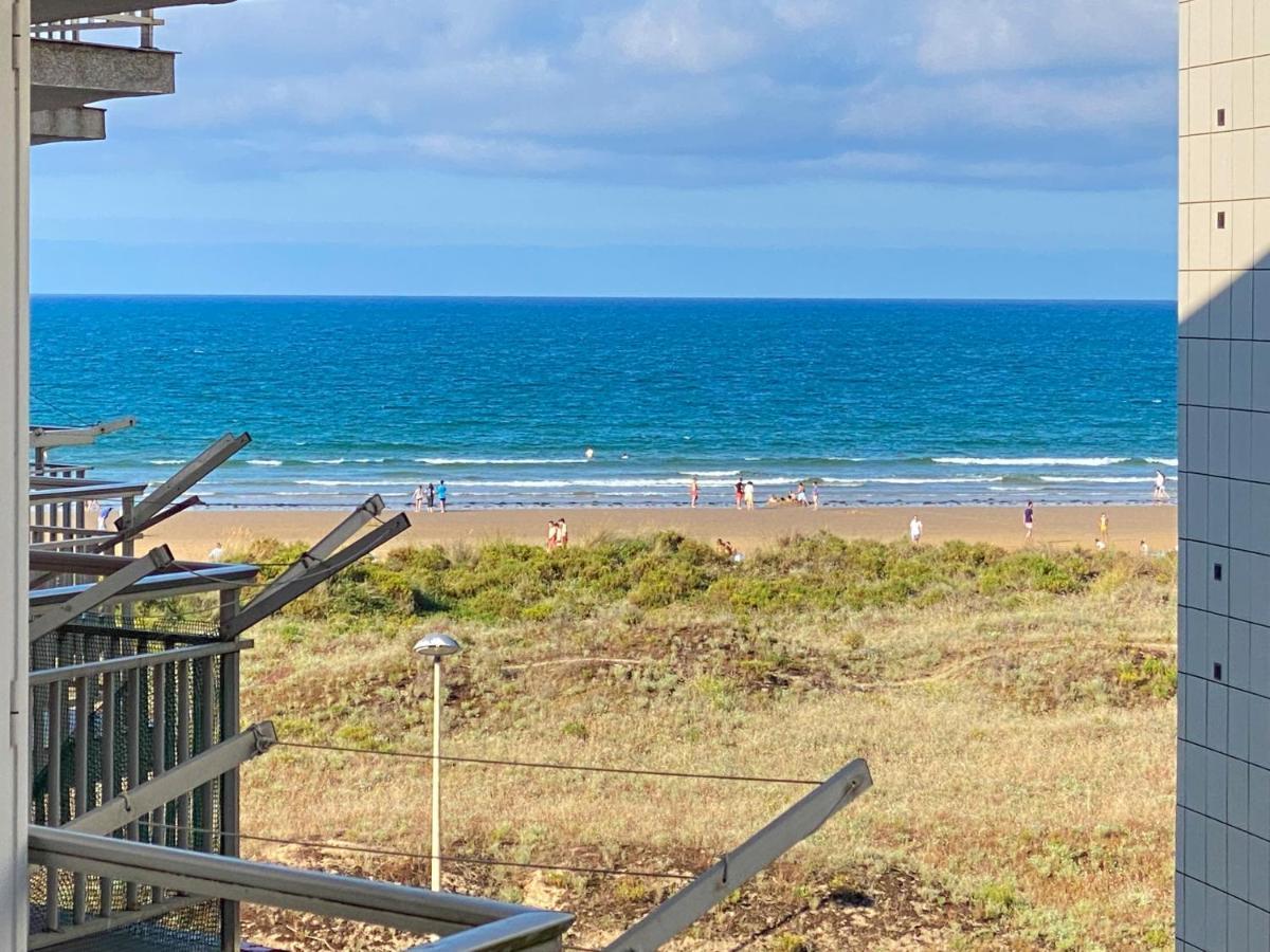 Piso Primera Linea De Playa ลาเรโด ภายนอก รูปภาพ