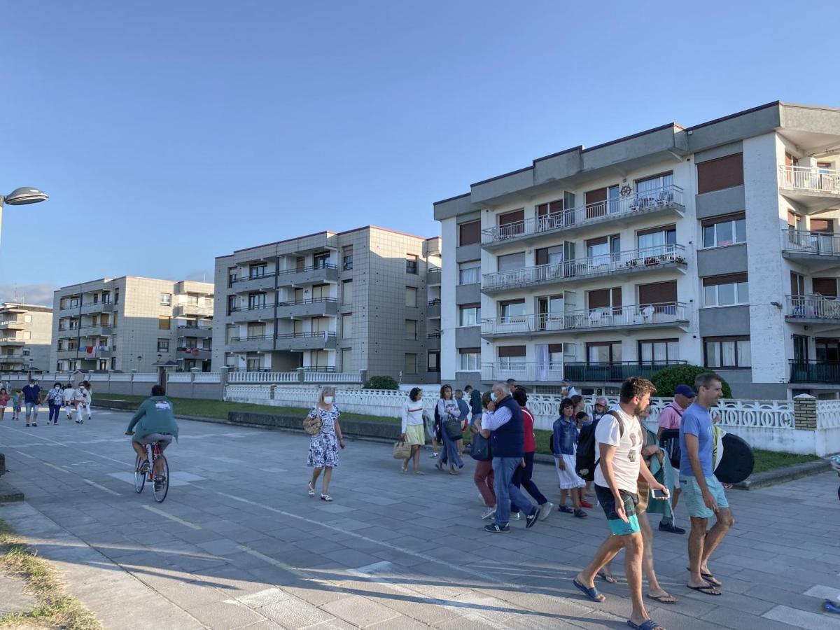 Piso Primera Linea De Playa ลาเรโด ภายนอก รูปภาพ