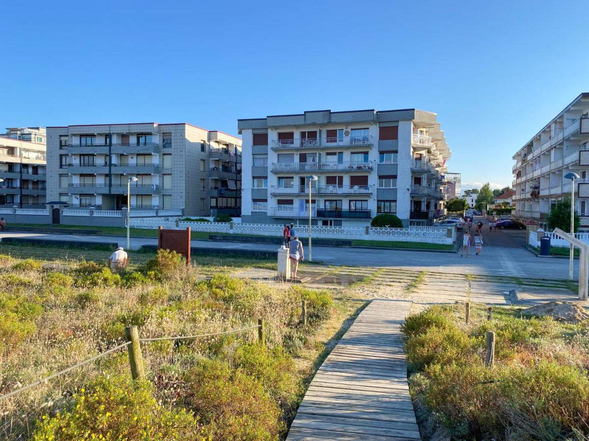 Piso Primera Linea De Playa ลาเรโด ภายนอก รูปภาพ