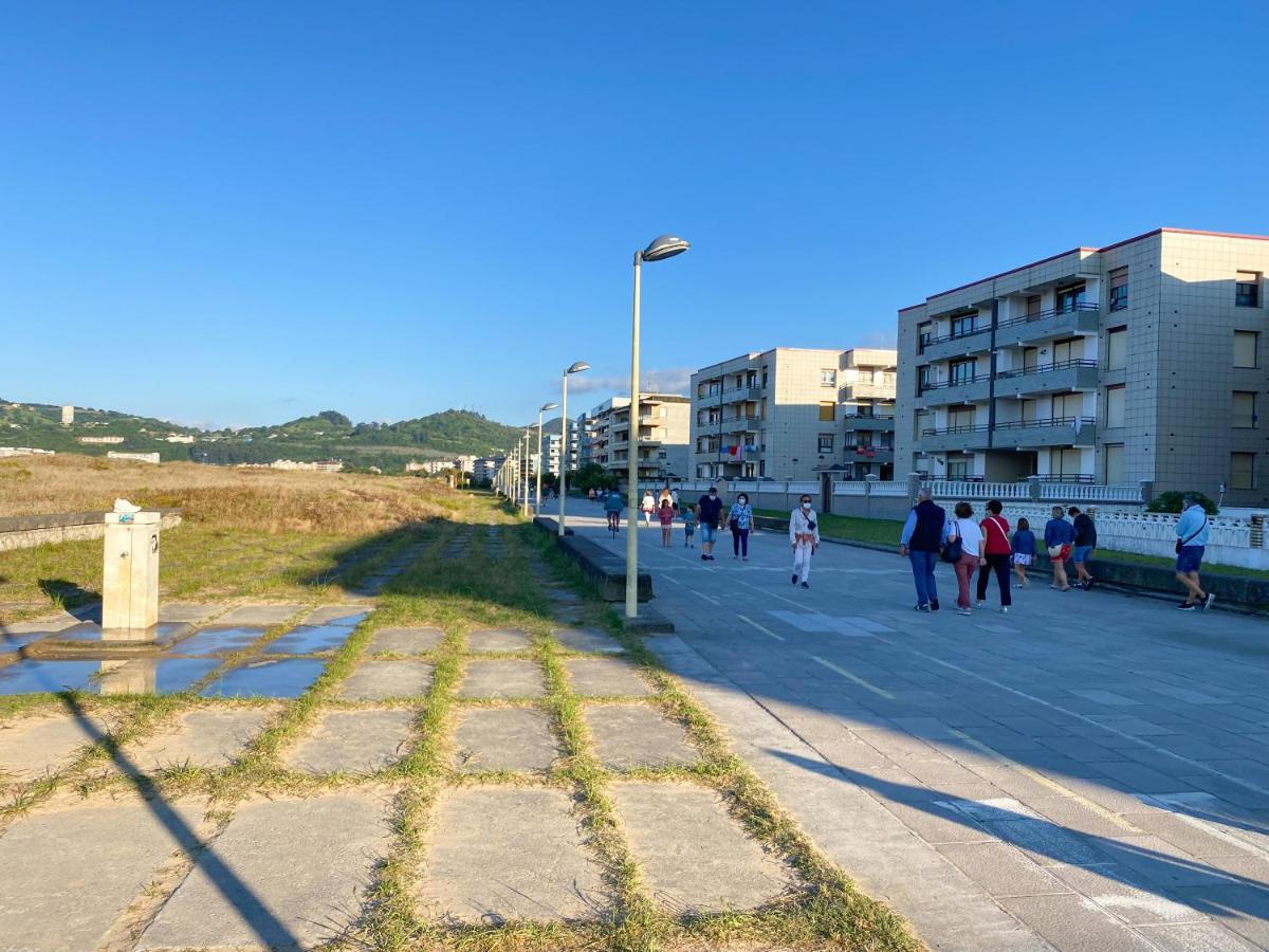 Piso Primera Linea De Playa ลาเรโด ภายนอก รูปภาพ