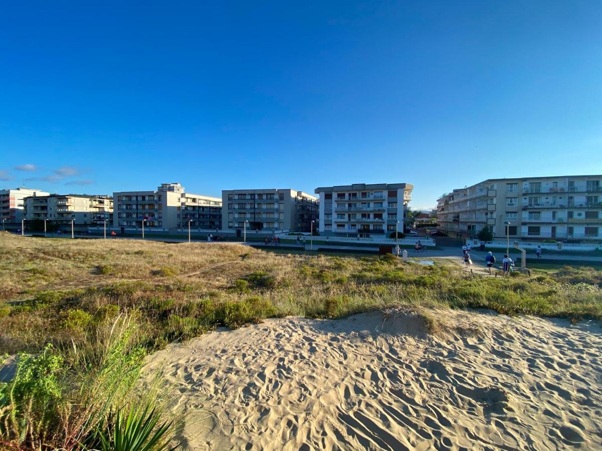 Piso Primera Linea De Playa ลาเรโด ภายนอก รูปภาพ